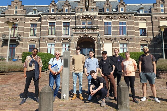 2,5 hour Battle of Arnhem Tour with Private Guide - Passing the city center church stop, and when you should add the optional visit