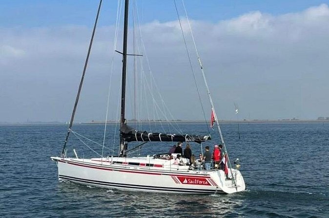 3 hour boarding ticket Summer sailing from Wemeldinge (Zeeland) - Safety first, then you control the amount of effort