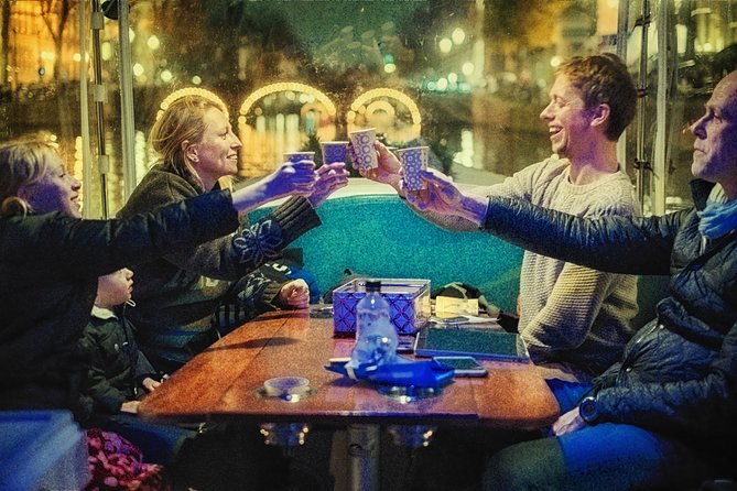 90-min Amsterdam Light Festival Tour - Live Commentary That Connects Art to the City