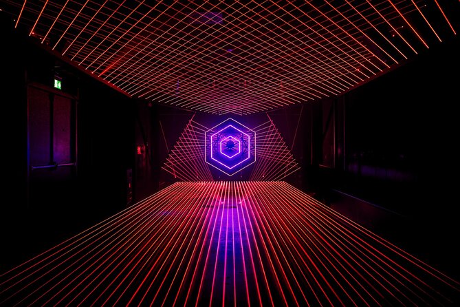 AMAZE Amsterdam: Immersive Audiovisual Experience - The Bar and Lounge Moment Before the Show