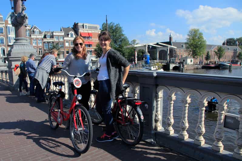 Amsterdam: 1/3-Hour or Full-Day Bike Rental with Lock - Out of town when you want “fresh air and space”