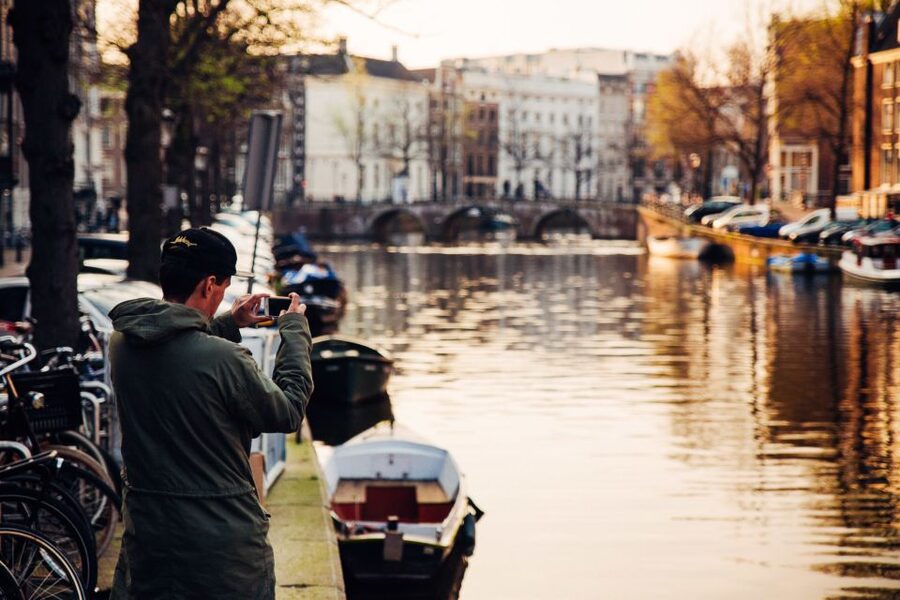Amsterdam: 1.5-Hour Private Kick-Start Tour with a Local - Should you book this 1.5-hour private kick-start tour?