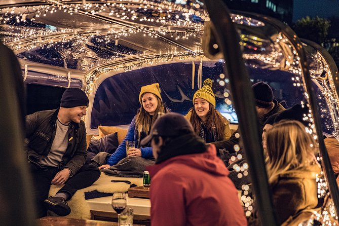Amsterdam 2-Hour Evening Cruise With Live Guide and Bar - The wealthy 17th-century canal and the Rijksmuseum Night Watch moment