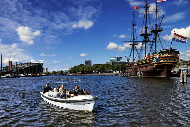 Amsterdam 2-hour Private Canal Cruise with Live Guide and Drinks - Jordaan canals: the quiet, artful side of Amsterdam