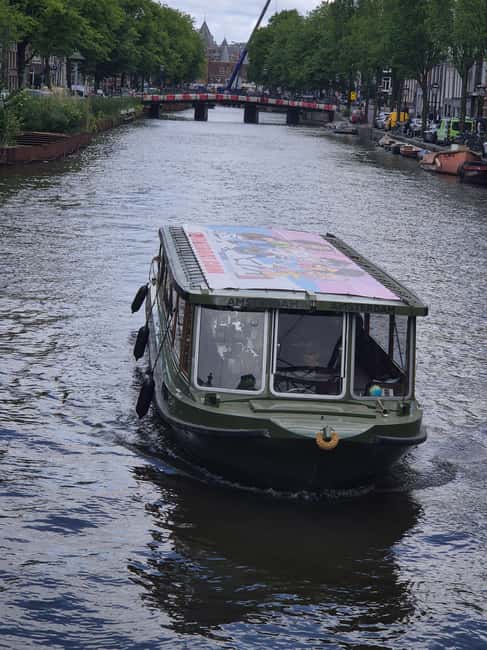 Amsterdam: 420 Smoke-Friendly Boat Tour - Where You Board: White Boat, Smokeboat Flag, Red Light District Area