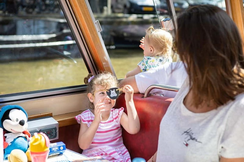 Amsterdam: 75 Minute City Canal Cruise with Audio Guide - The Snackbox Moment, Sweet and Savory Without Making the Day Complicated