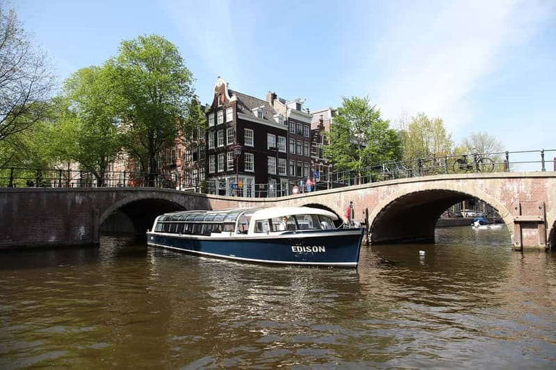 Amsterdam: 75 Minute City Canal Cruise with Audio Guide - The 19 Language Audio Guide That Turns Views into Understanding