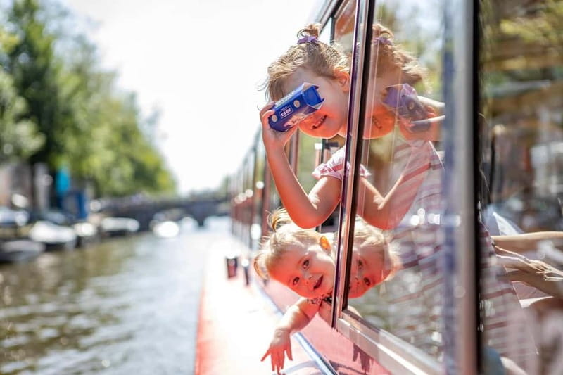 Amsterdam: 75 Minute City Canal Cruise with Audio Guide - UNESCO Canal Belt Cruising, from 17th Century Buildings to Legends