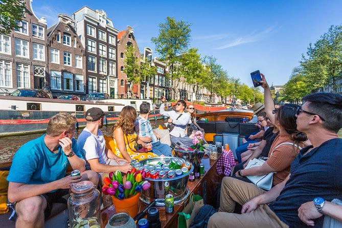 Amsterdam All-Inclusive 90-Minutes Heated Cruise by Captain Jack - Price, Value, and Who This Is For