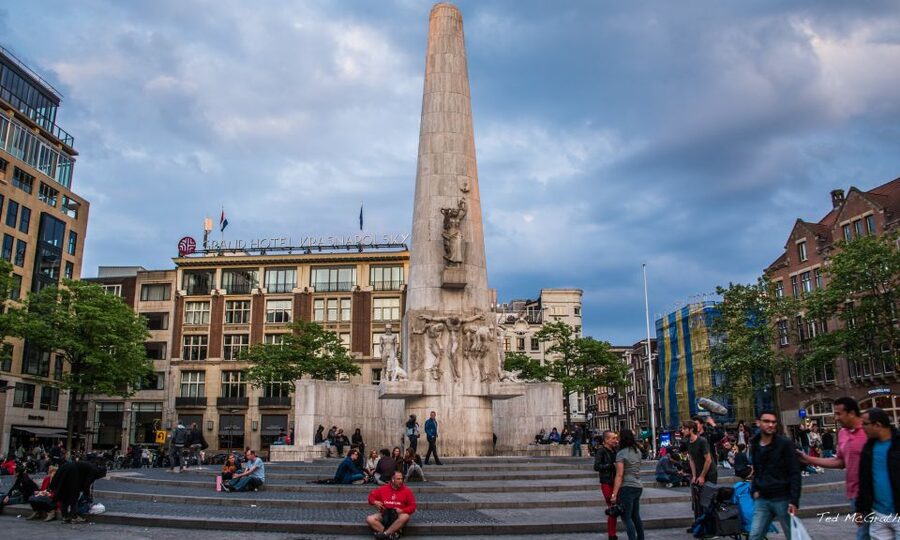 Amsterdam: Anne Frank and Jewish Quarter Guided Walking Tour - Key things to know before you go