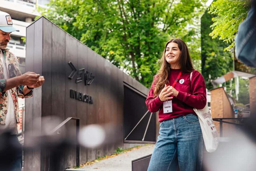 Amsterdam: Anne Frank Guided Walking Tour in DE/EN/IT/ES - Key things I’d plan around