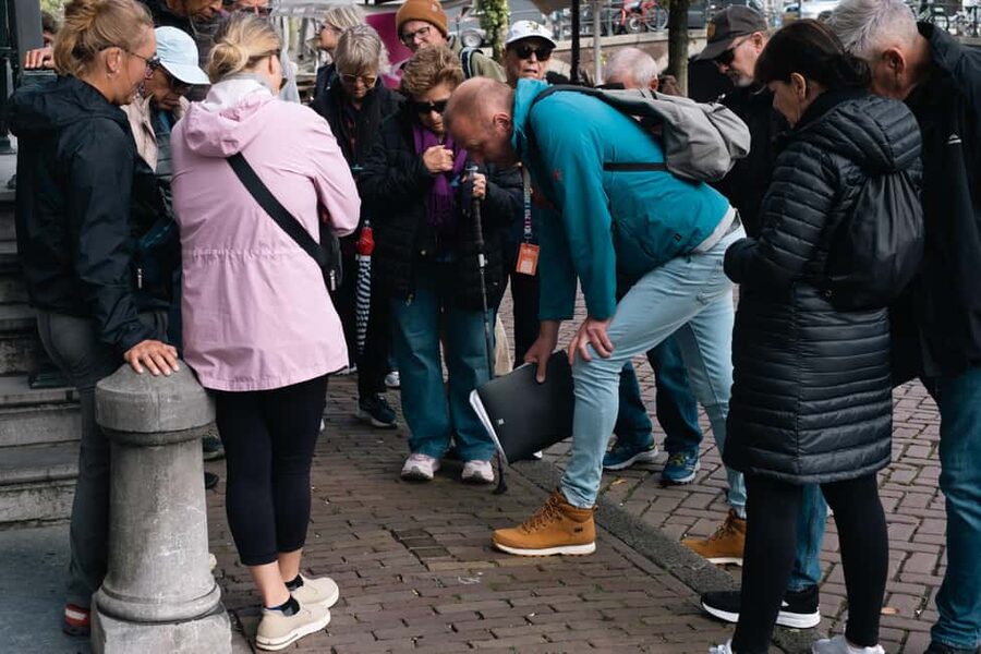 Amsterdam: Anne Frank Walking Tour - Portuguese Synagogue and the Jewish Quarter: where centuries meet WWII