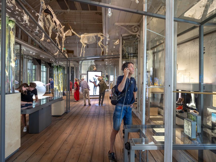 Amsterdam: ARTIS-Groote Museum Entry Ticket - Start with the scent tunnel and hands-on halls