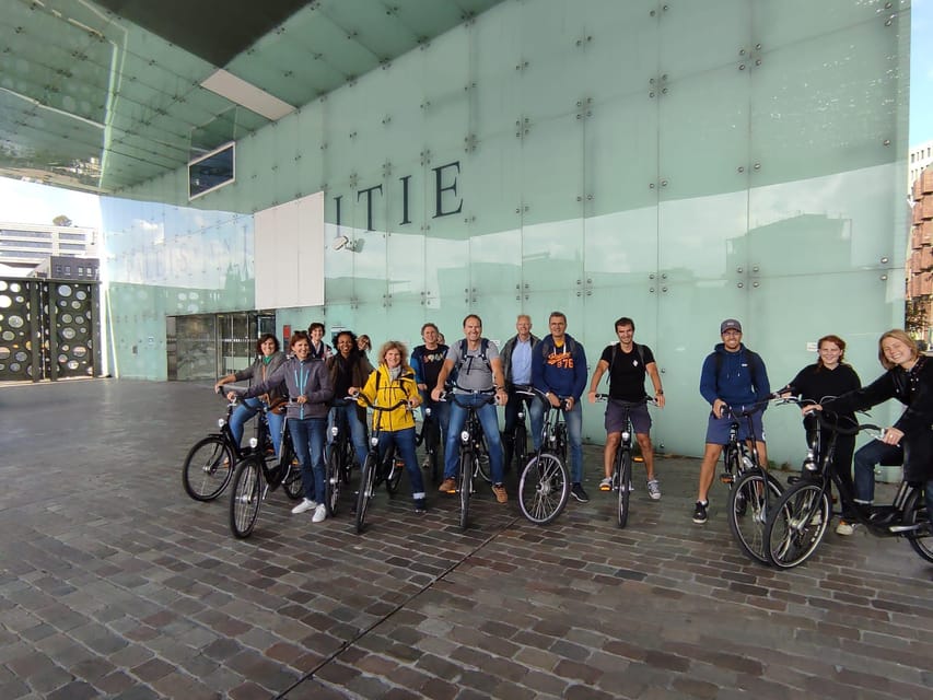 Amsterdam bike tour with a French-speaking guide local! - Value check: $41 for a bike, a small group, and useful direction