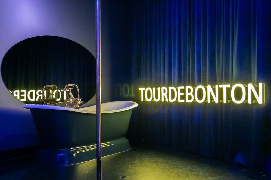 Amsterdam: Brothel Tour with Sex Worker Guide - Safety Measures and House Rules: How You Keep the Night Work Respectful