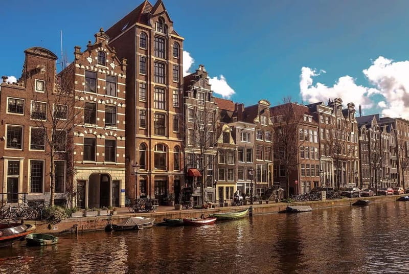 Amsterdam: Burger Cruise - Burgerbar & Canal Cruise - The Boat Setup: Semi-Covered Comfort Plus an Open Rear Deck