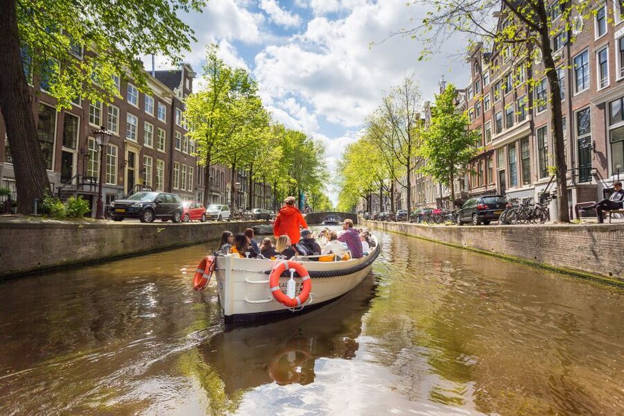Amsterdam: Canal Belt Private Beer Boat Tour - No music allowed on the canals, and how that changes planning