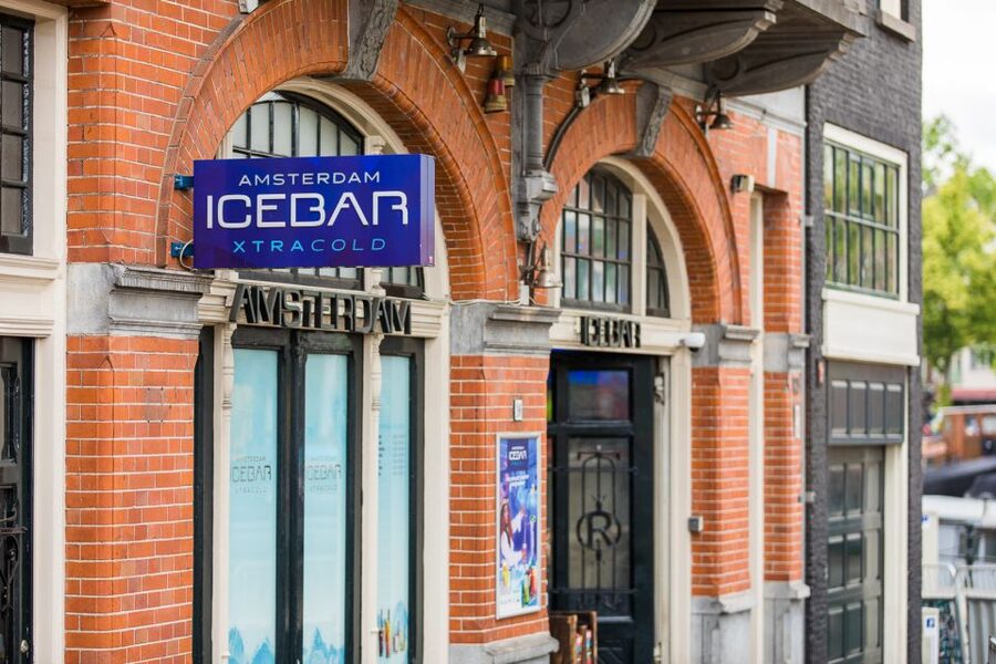 Amsterdam: Canal Cruise and Entrance to Xtracold Icebar - The canal cruise on a glass-top boat, where Amsterdam looks built for photos