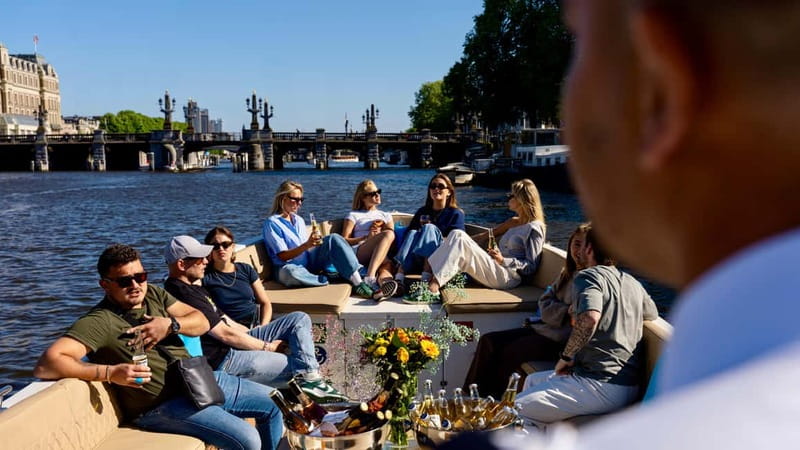 Amsterdam: Canal Cruise in Open Boat with Drink Option - Picking your start: Central Station vs Anne Frank House