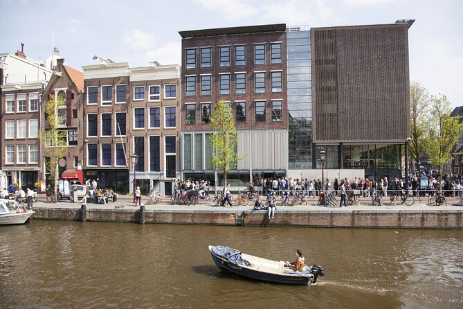 Amsterdam Canal Cruise in Open Boat with Unlimited Drinks Option - Key things to know before you go