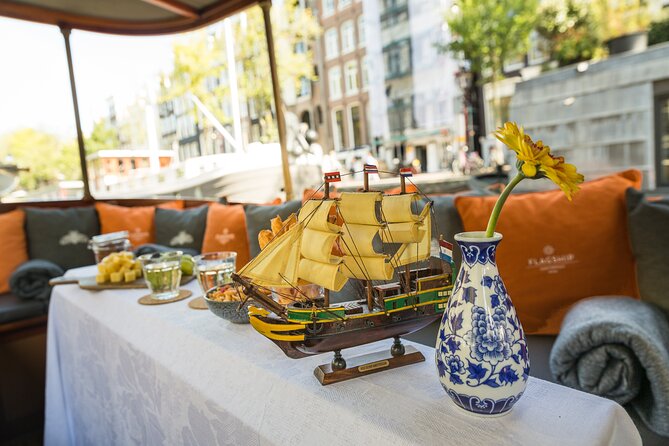 Amsterdam Canal Cruise with Cheese and Wine - Bridges and the Amstel River: Skinny Bridge, Blue Bridge, and Drawbridge History