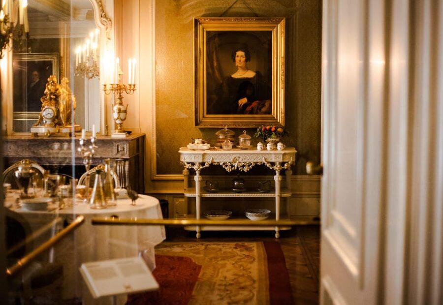 Amsterdam: Canal House Museum 'Willet-Holthuysen' Ticket - Paintings and Decorative Arts, Why Seeing Them in Place Helps