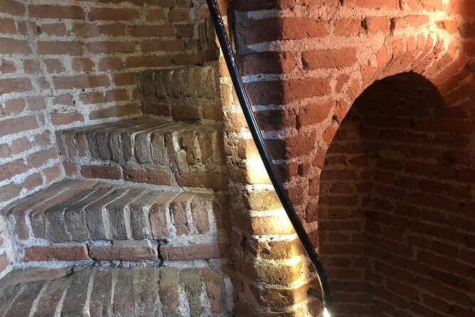 Amsterdam Castle & Utrecht City - Private Day Tour - Should you book Amsterdam Castle & Utrecht City?