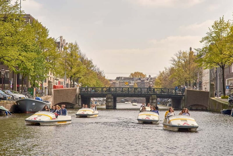 Amsterdam: Chart Your Own Canal Course by Pedal Boat - How hard is it, and is it good for families?