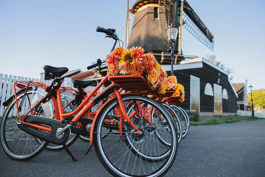 Amsterdam: Cheese Tasting, Windmill & Countryside Bike Tour - Should You Book This Amsterdam Cheese Tasting Bike Tour?