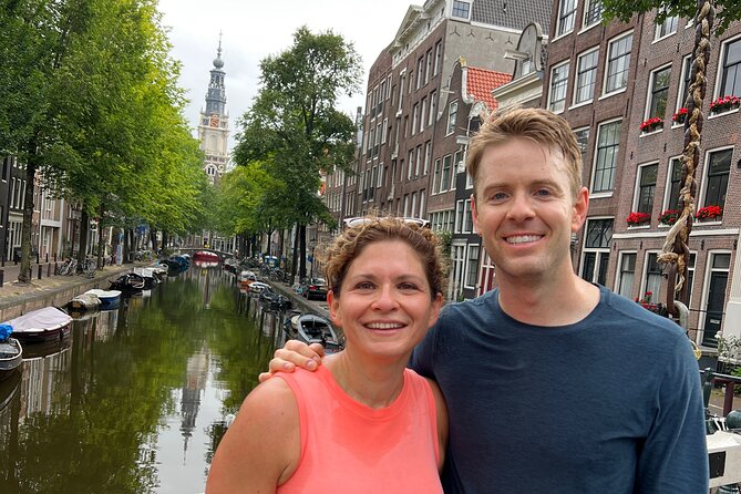 Amsterdam city center run tour - Red Light District and the Amstel river crossing, guided with context