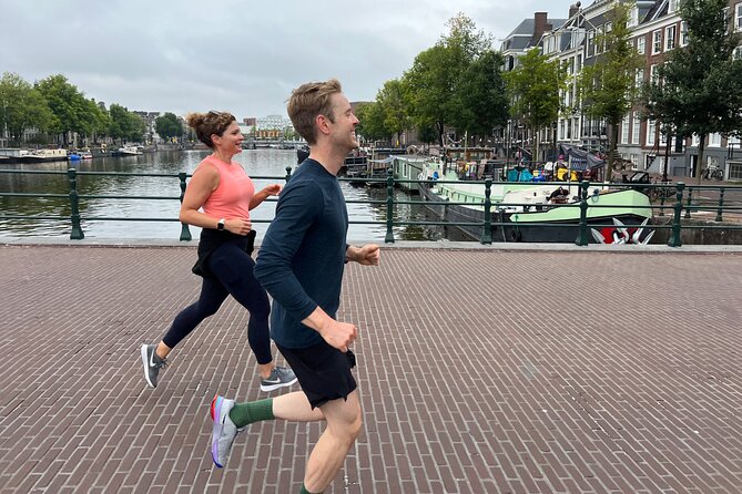 Amsterdam city center run tour - H’ART Museum and the Gay Monument: ending with meaning