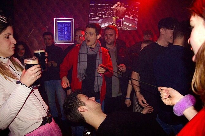Amsterdam: City Centre Bar Crawl and Nightlife Experience - Drink rules you should understand before you get there