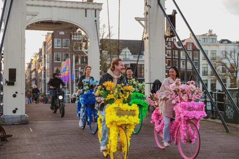 Amsterdam: City Centre, Guided Bike Tour on Flower Bikes - Why a Warren FlowerBike tour is a smart way to see Amsterdam