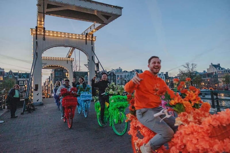 Amsterdam: City Centre, Guided Bike Tour on Flower Bikes - Anne Frank House area: a photo stop with a moment to reflect