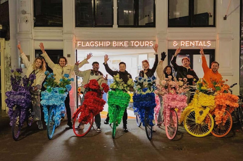 Amsterdam: City Centre, Guided Bike Tour on Flower Bikes - De Negen Straatjes: short streets, big charm