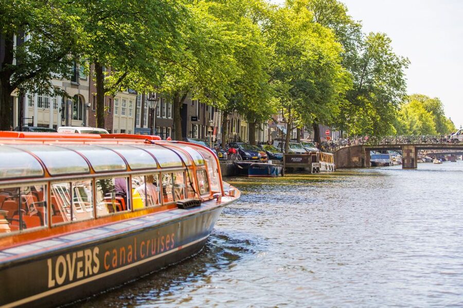 Amsterdam Combo: Madame Tussauds and Canal Cruise - Should you book this Madame Tussauds and canal cruise combo?