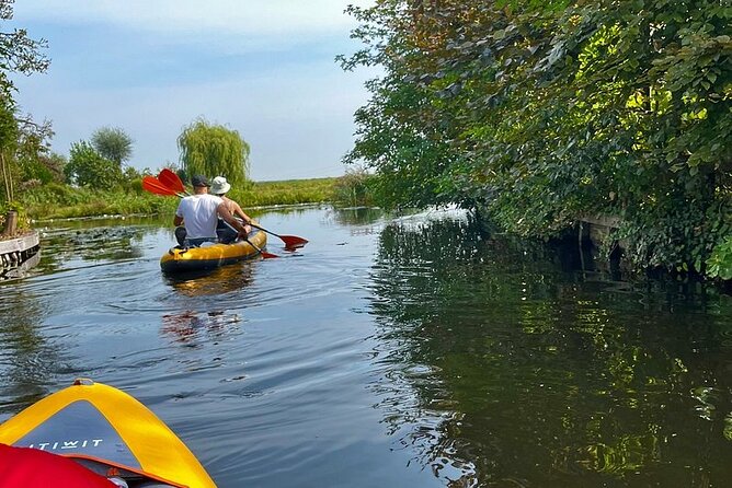 Amsterdam Countryside Bike and Kayak Tour - Watergang: wetlands kayaking plus a church break