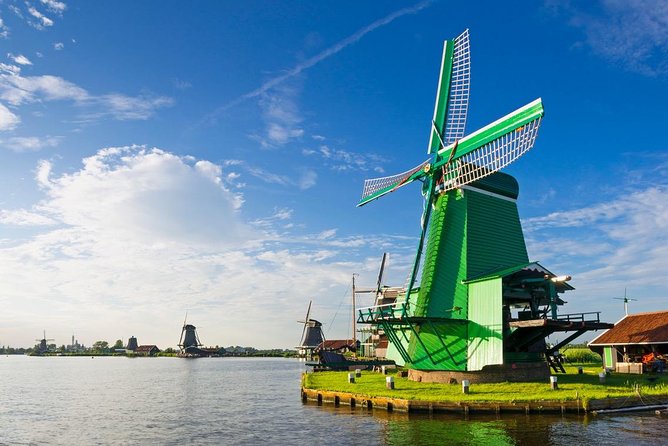 Amsterdam countryside tour by car - The drive between stops: countryside views without the stress
