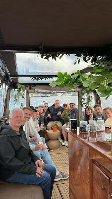 Amsterdam: Covered Heated Canal Cruise with Bitterballen - Green Saloon Comfort: A canal cruise that feels less rushed