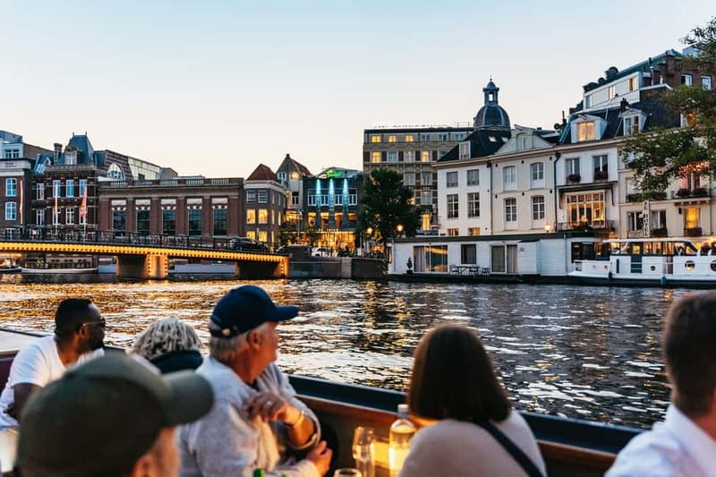 Amsterdam: Cozy Cheese & Wine Cruise Tasting Experience - The route plan: the sights you pass, and how to spot the best views