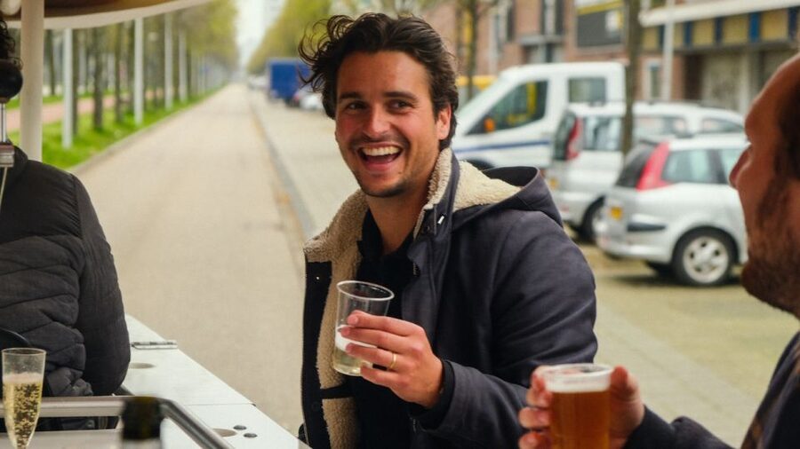 Amsterdam: Dutch Beer Bike Blast Tour with Onboard Bar - The 65-Minute Sloterdijk Ride With an English Guide