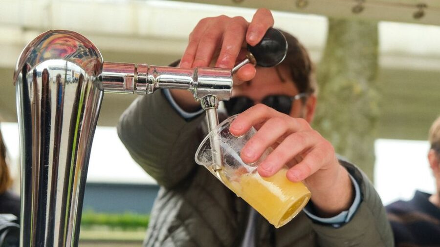Amsterdam: Dutch Beer Bike Blast Tour with Onboard Bar - Practical Tips for a Better Ride