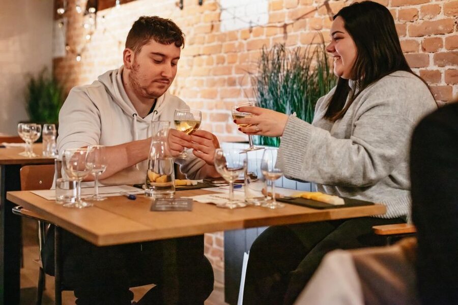 Amsterdam: Dutch Cheese Tasting Experience with Wine - How the Tasting Room Session Runs, From First Sip to Last Bite