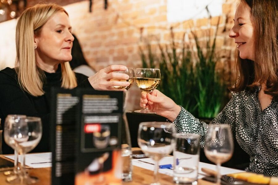 Amsterdam: Dutch Cheese Tasting Experience with Wine - The 20% Discount and the Smart Way to Shop Downstairs
