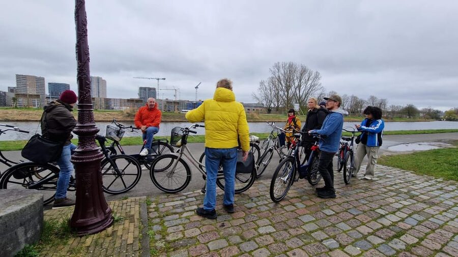 Amsterdam: Dutch Countryside E-Bike with Cheese & Clogs - Timing and group size: why your half-day doesn’t feel crowded