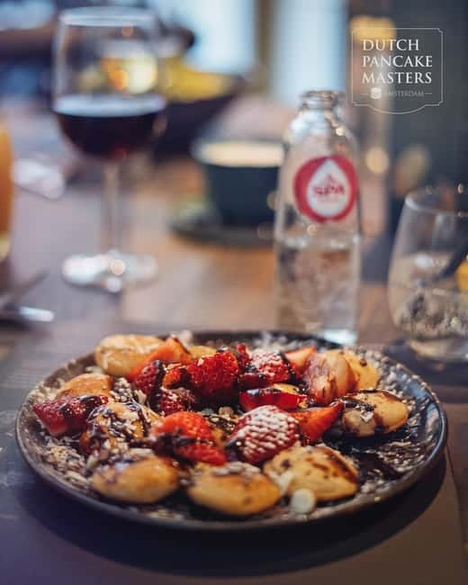 Amsterdam: Dutch Mini Pancakes (Poffertjes) - Poffertjes on the Damrak: what you get in about 45 minutes