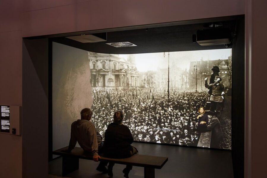 Amsterdam: Dutch WWII Resistance Museum Entry Ticket - Interactive audio that helps you steer your own visit