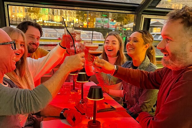 Amsterdam Evening Cocktail Cruise with snacks - How the live commentary shapes your experience