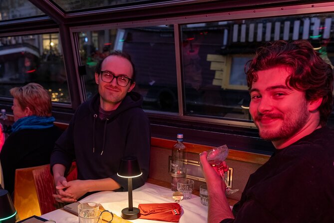 Amsterdam Evening Cocktail Cruise with snacks - Who this cruise is best for