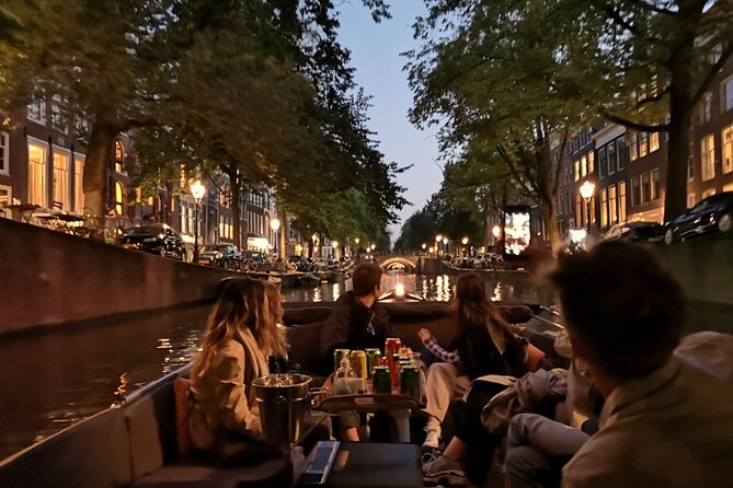Amsterdam Evening Cruise in Small Group - Returning Under Skinny Bridge and the Prinsen Canal Views
